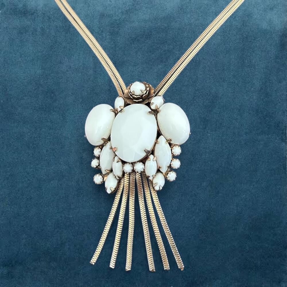 Vintage Alice Caviness Milk Glass Statement Necklace